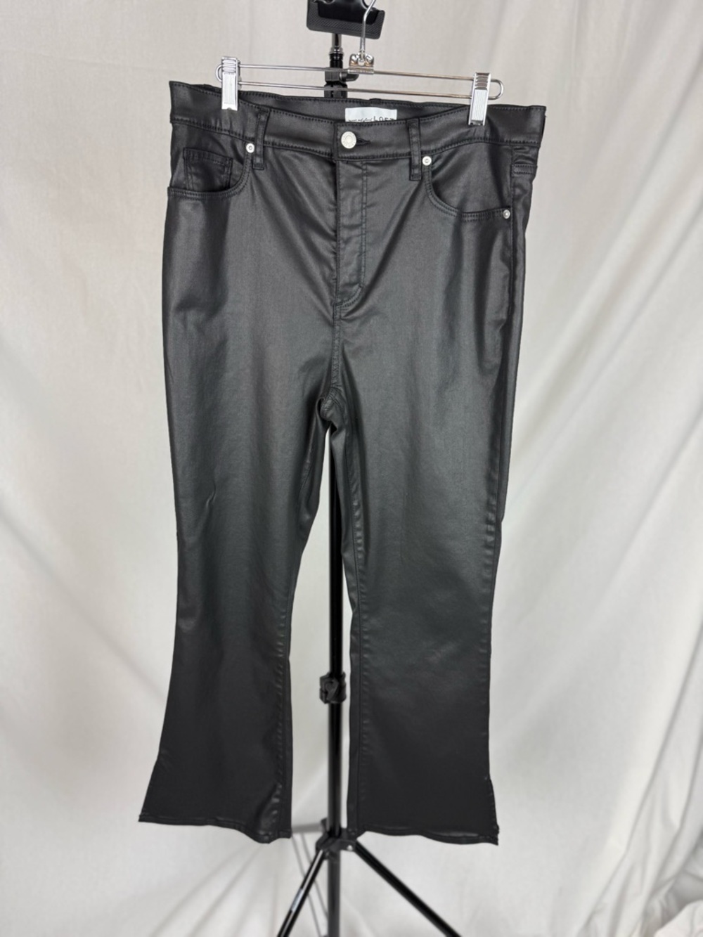 LOFT Coated Black Side Slit Kick Crop Jeans – Size 30 (Like New)